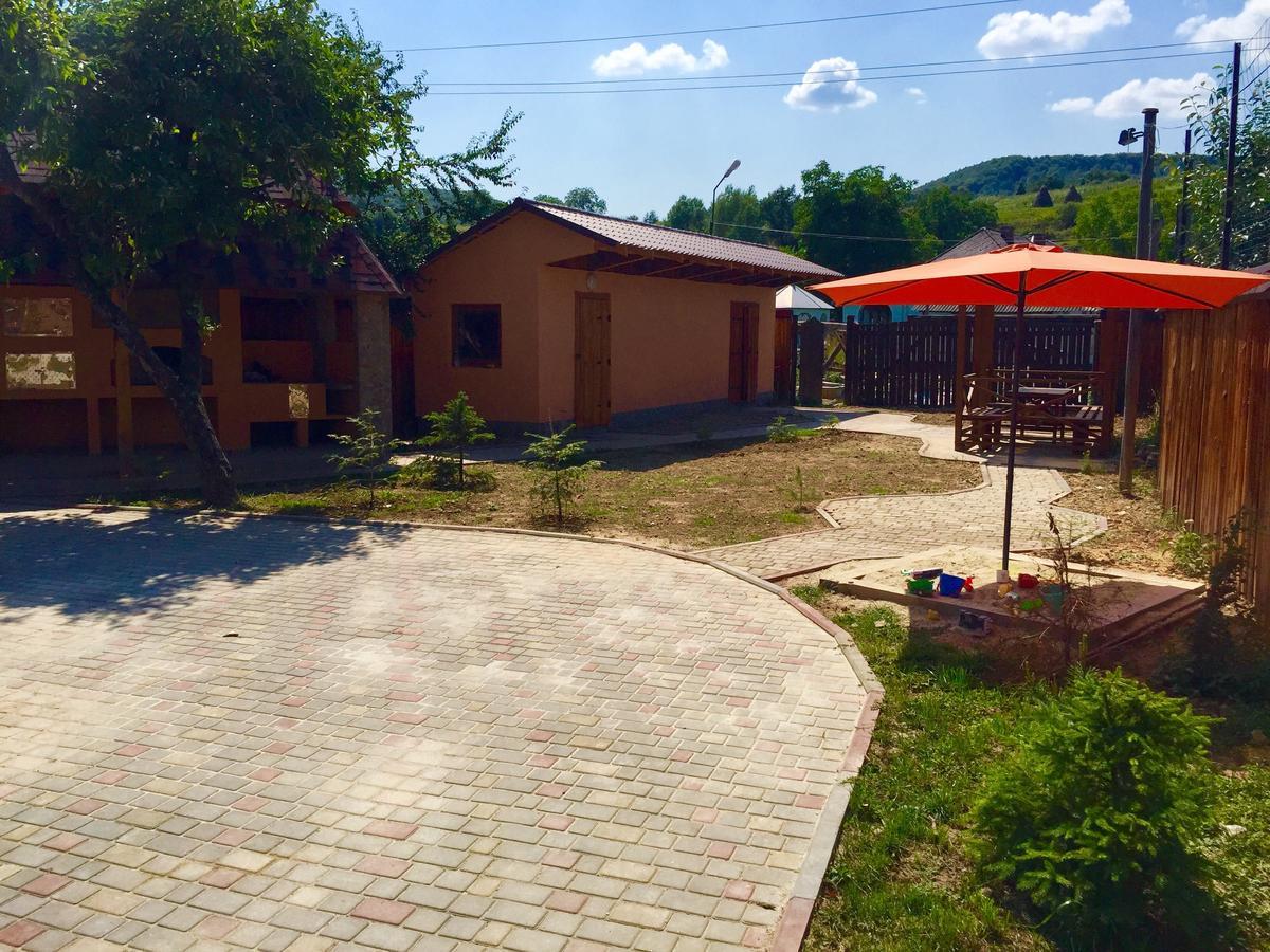 Minihotel Zolotoe Runo Мини-отель Ploskoye